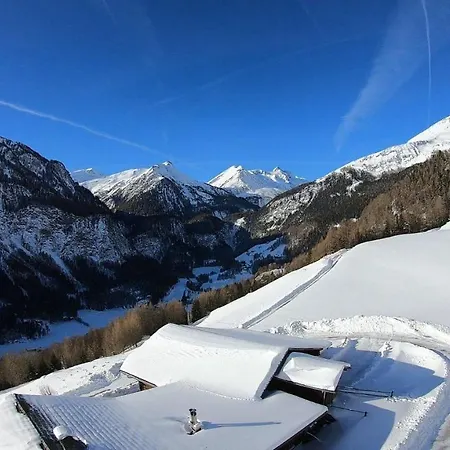 Ferienhof-oberer-gollmitzer-2-5-km-oberhalb-von-heiligenblut-ruhige-sonnige-lage-glocknerblick 別荘